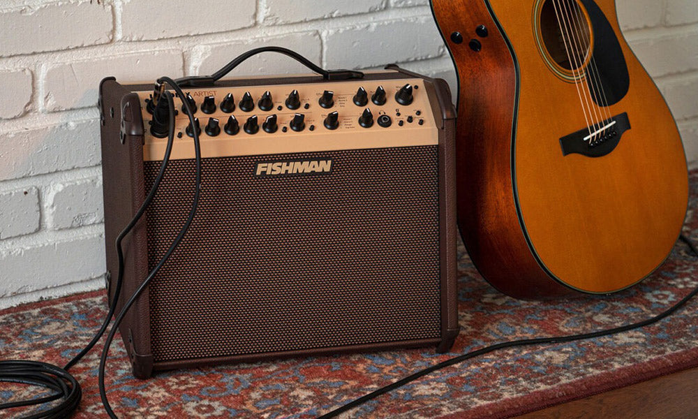 So Sánh Amplifier Guitar Điện và Amplifier Guitar Acoustic – Mai Nguyên Music