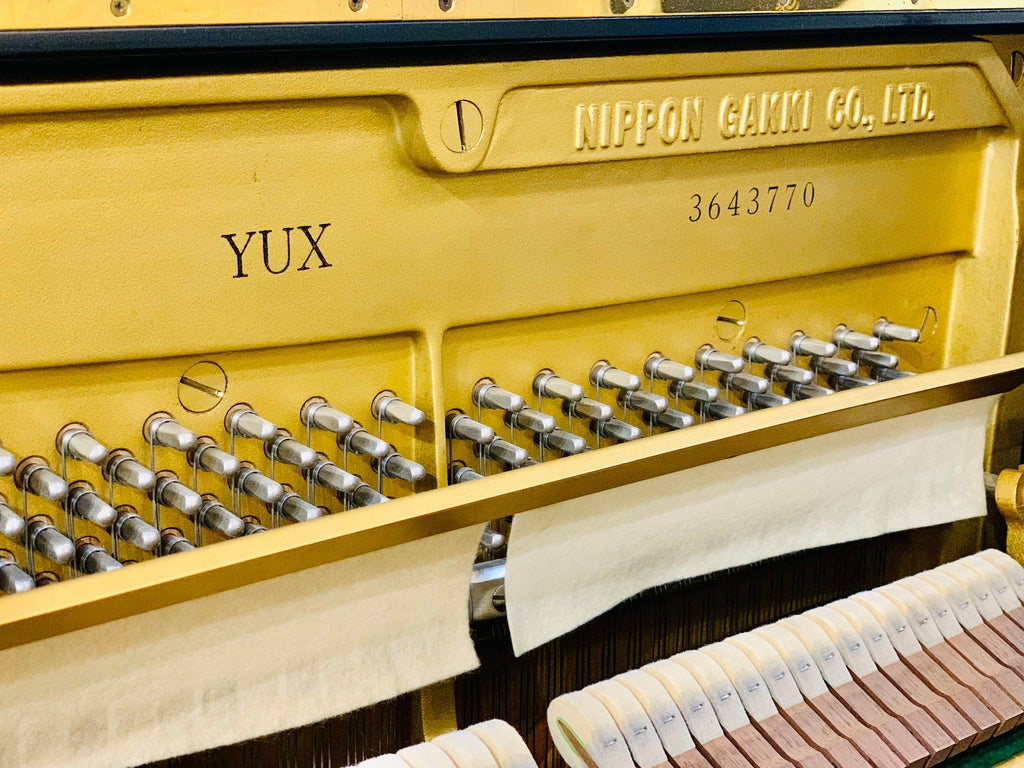 Đàn Piano Upright Yamaha YUX