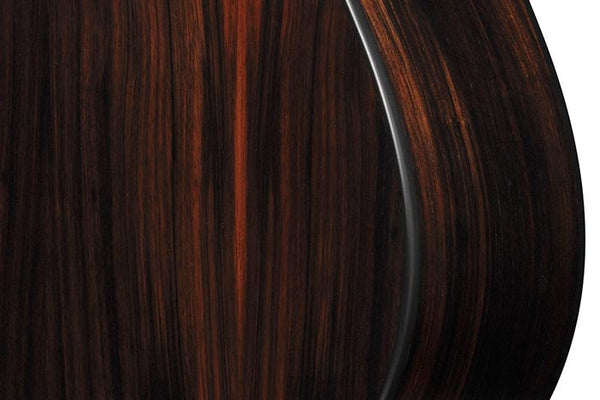 Mặt sau và hông Macassar Ebony