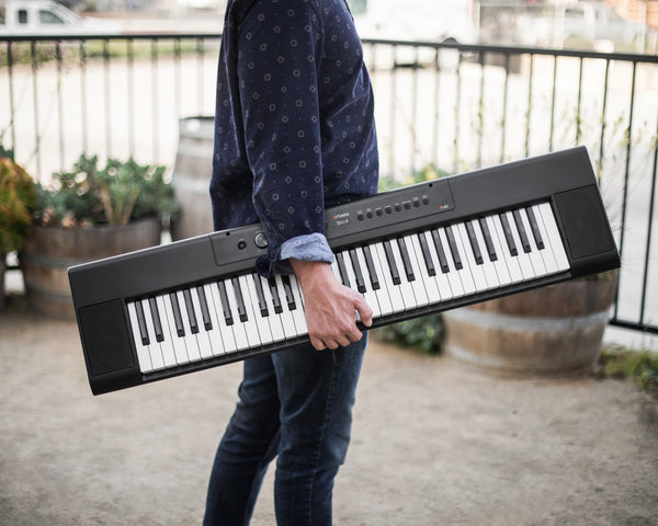 Đàn Piano Điện Artesia A-61 nhỏ gọn, dễ dàng vận chuyển