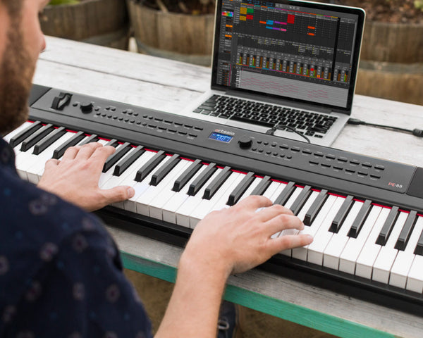 Đàn Piano Điện Artesia PE-88 như là một phòng thu cá nhân