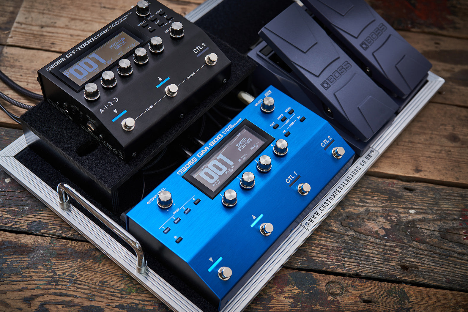 Pedal Guitar Synthesizer Boss GM-800-Mai Nguyên Music