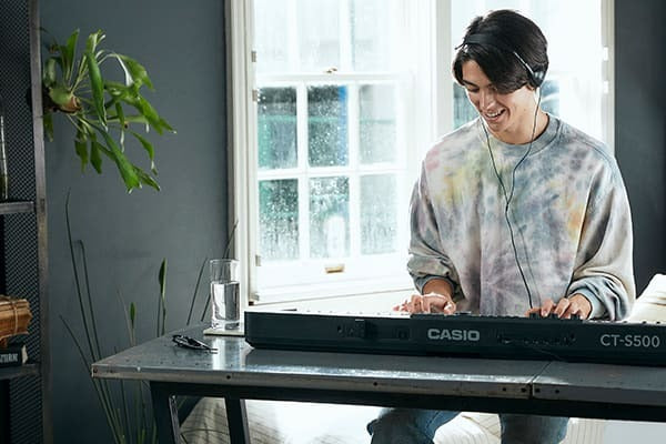 Ghi mẫu âm thanh bất kỳ để tạo nhạc