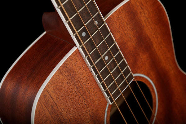 Đàn Guitar Acoustic Bass Cort AB590MF có khớp nối cần đàn ở phím thứ 12