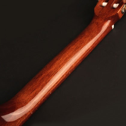 Đàn Guitar Classic Cort AC160CFTL có lớp hoàn thiện cổ sơn bóng