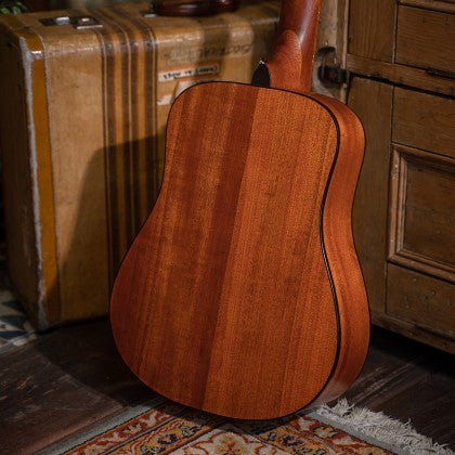 Đàn Guitar Acoustic Cort AD Mini có mặt bên và mặt sau bằng gỗ mahogany