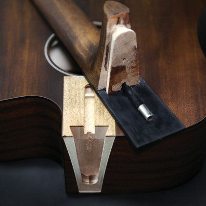 Đàn Guitar Acoustic Cort AF510 có khớp nối cổ kiểu đuôi én