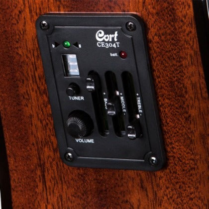 Đàn Guitar Acoustic Cort AF515CE được tích hợp hệ thống tiền khuếch đại CE304T EQ
