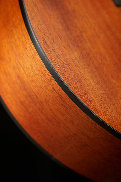 Đàn Guitar Acoustic Cort SFX-MEM có chiều sâu thân đàn thon gọn 83x83mm