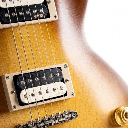 Đàn Guitar Điện Cort CR300 có lớp hoàn thiện sơn nửa bóng