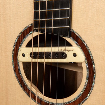 Đàn Guitar Acoustic Cort Cut Craft được tích hợp bộ thu âm LR Baggs M80