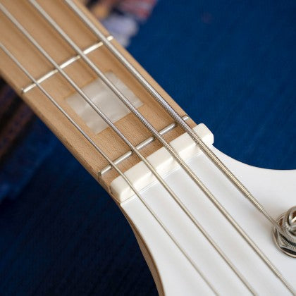 Đàn Guitar Bass 4-dây Cort Elrick NJS 4 có phím đàn zero fret