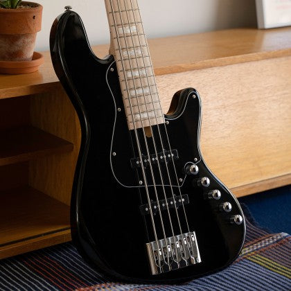 Đàn Guitar Bass 5-dây Cort Elrick NJS 5 có thân đàn bằng gỗ alder