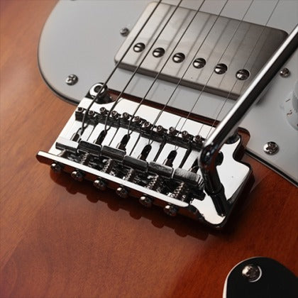 Đàn Guitar Điện Cort G260CS có yên ngựa nổi