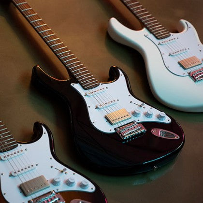 Đàn Guitar Điện Cort G260CS có thân đàn bằng gỗ Alder