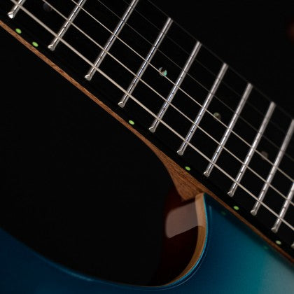 Đàn Guitar Điện Cort G300 Glam có dấu chấm bên luminlay phát quang