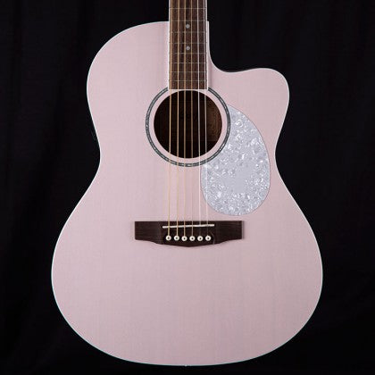 Đàn Guitar Classic Cort Jade Classic được thiết kế thân đàn nhỏ, đường cắt sâu