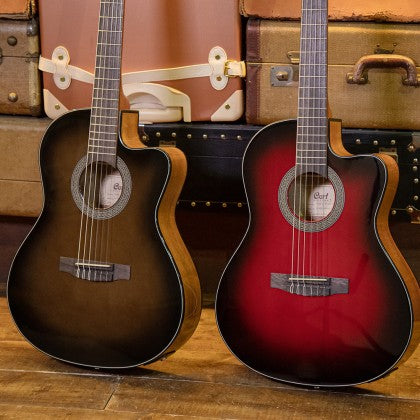 Đàn Guitar Classic Cort Jade E Nylon có thân đàn nhỏ và hai màu sắc để bạn dễ dàng lựa chọn
