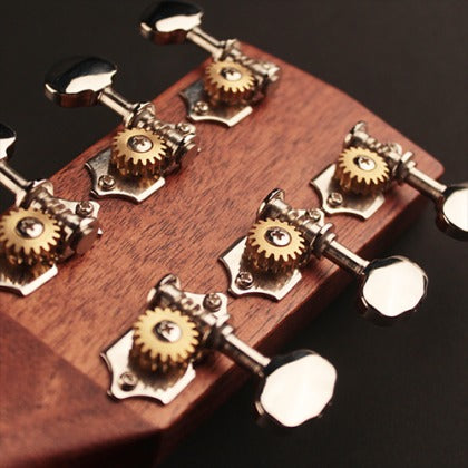 Đàn Guitar Acoustic Cort Little CJ Blackwood có khoá điều chỉnh bánh răng mở cổ điển
