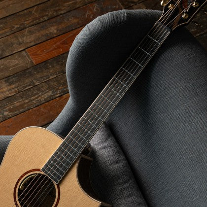 Đàn Guitar Acoustic Cort Little Forest Angel có chiều dài thang âm là 648mm và chiều rộng lược đàn là 44.5mm