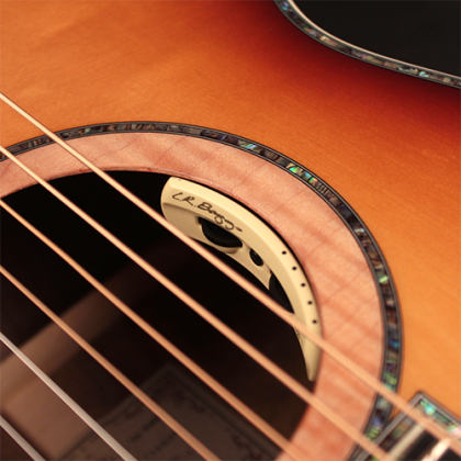 Đàn Guitar Acoustic Limited Edition Cort PR-LE MY có bộ thu âm LR Bagg Anthem