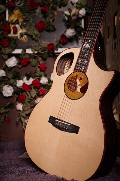 Đàn Guitar Acoustic Limited Edition Cort Roselyn LE có thân đàn được thiết kế kiểu OM