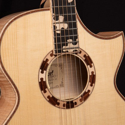 Đàn Guitar Acoustic Limited Edition Cort The Puzzle LE có lớp sơn phủ UV tăng cường âm thanh