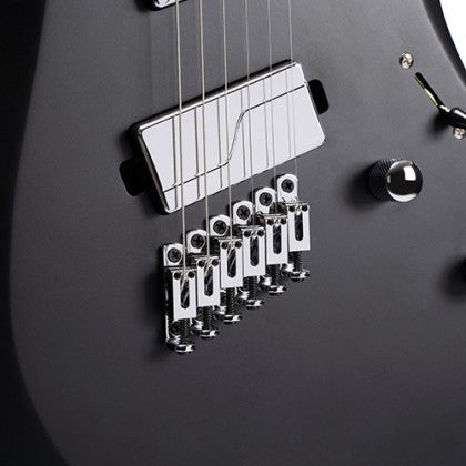 Đàn Guitar Điện Cort X700 Mutility có ngựa đàn dạng hardtail cho từng dây riêng lẻ