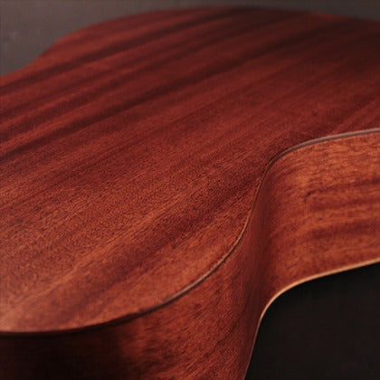 Đàn Guitar Acoustic Cort Luce Bevel Cut có mặt bên và sau gỗ mahogany