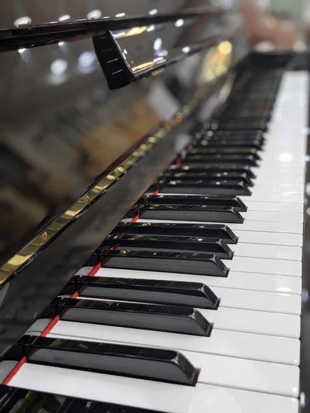 Đàn Piano Cơ Upright Kawai HAT20