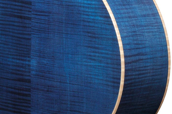 Mặt sau và mặt bên của Flamed Maple