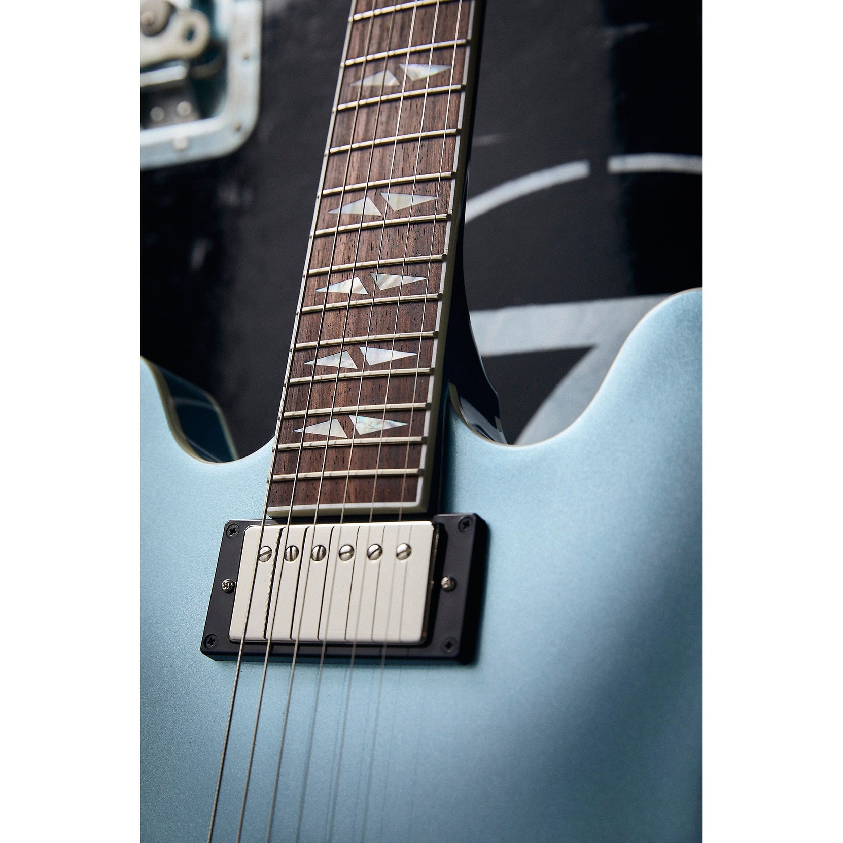 Đàn Guitar Điện Epiphone Dave Grohl DG-335 Artist Semi-Hollowbody - Pelham Blue