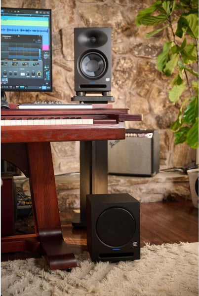 PreSonus Eris Sub 8BT studio