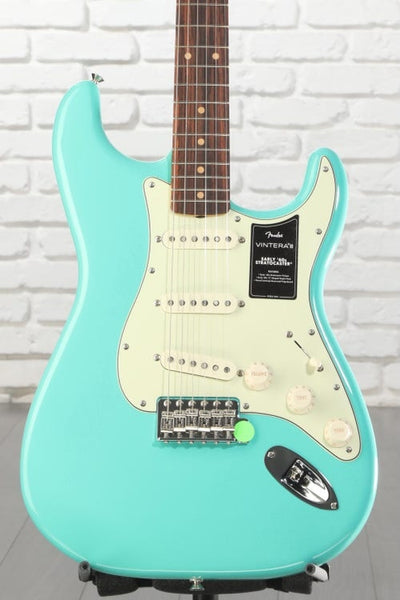 Đàn Guitar Điện Fender Vintera III Early 60s Stratocaster - Sea Foam Green, Rosewood Fingerboard