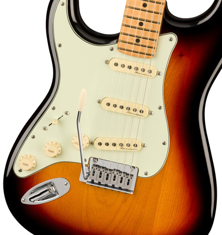 Fender Player Plus Stratocaster Left-Handed MN, 3-Color Sunburst