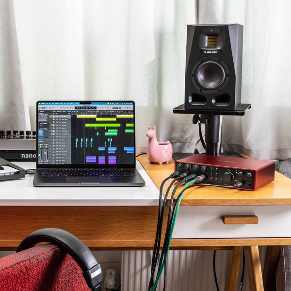Focusrite-Scarlett-18i16-Gen-4-dynamic