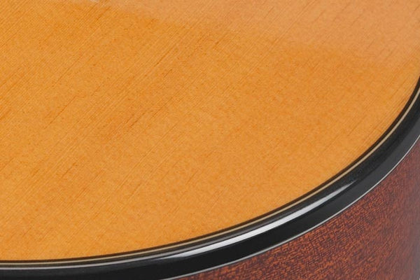 Mặt trên gỗ vân sam sitka solid