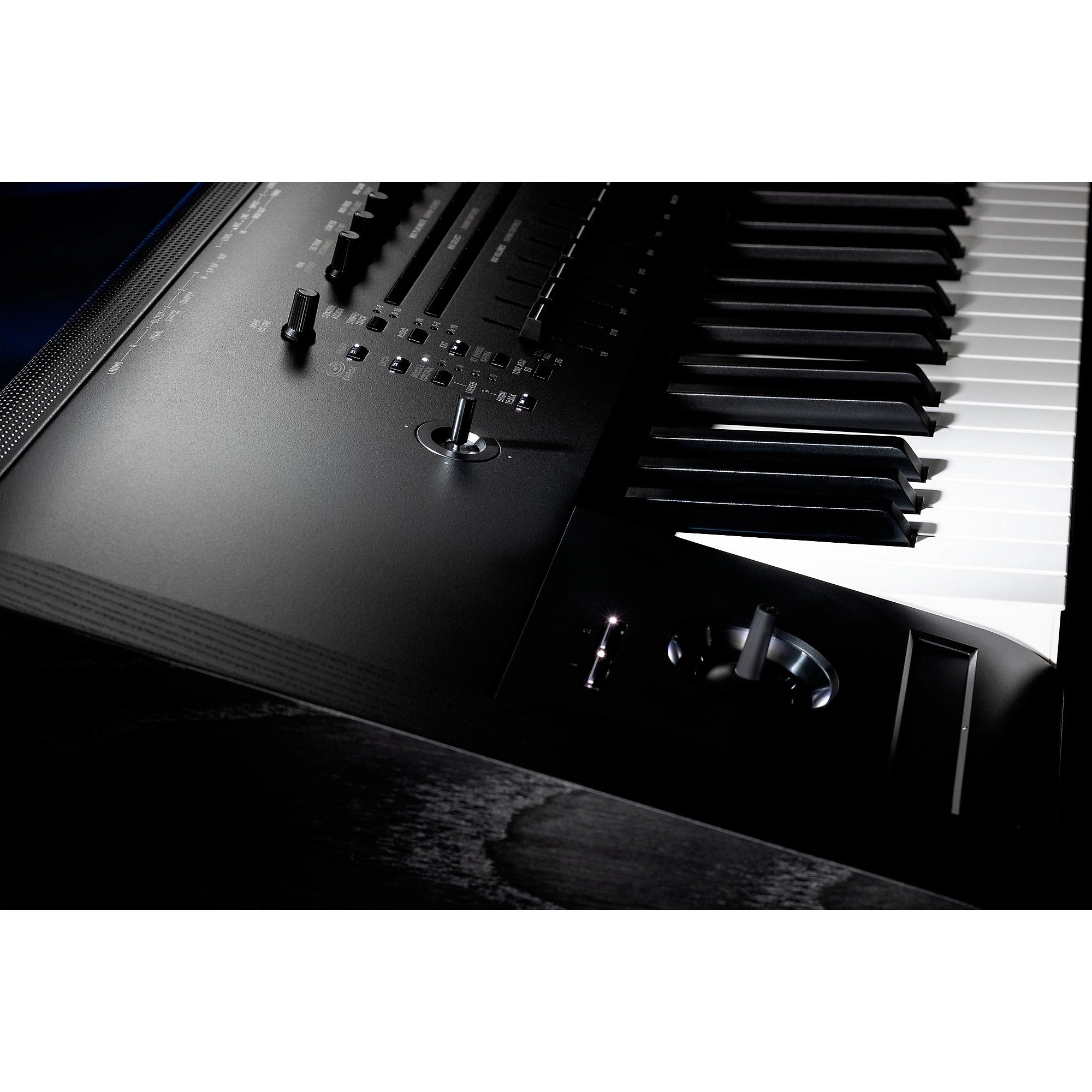 Keyboard Workstation Korg Kronos 3 88-Phím