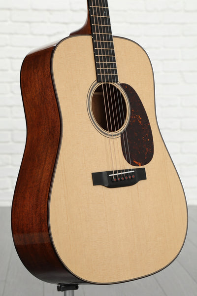 Đàn Guitar Acoustic Martin D-18 Modern Deluxe Series - Natural