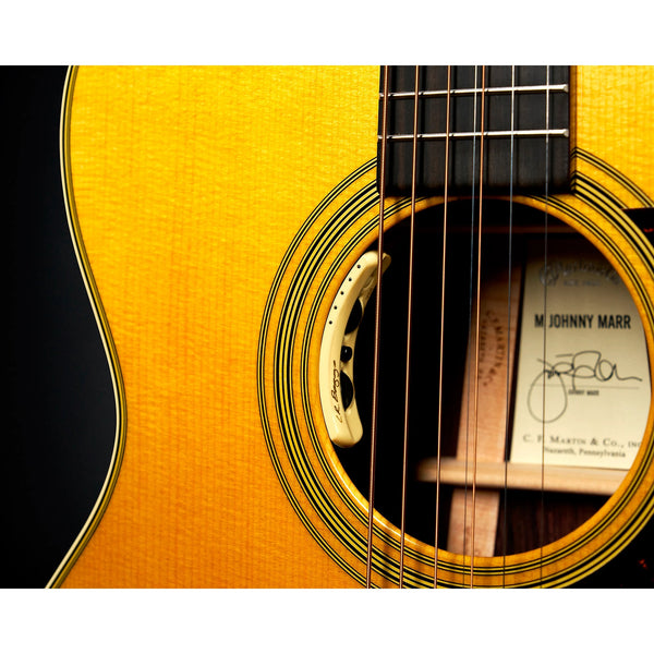 Hệ thống điện tử LR Baggs Anthem trên Martin M-7 Johnny Marr