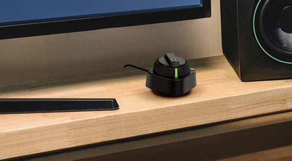 Mackie CR8SBT control