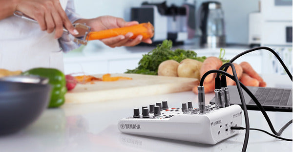 Mixer Yamaha AG06 MK2 flexibal