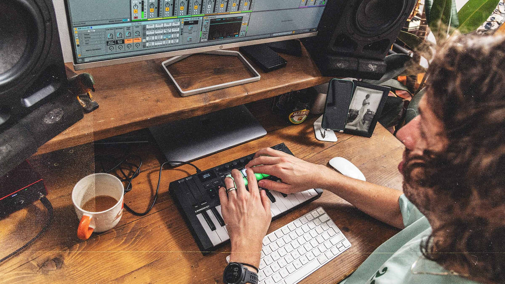 Novation Launchkey Mini 25 MK4