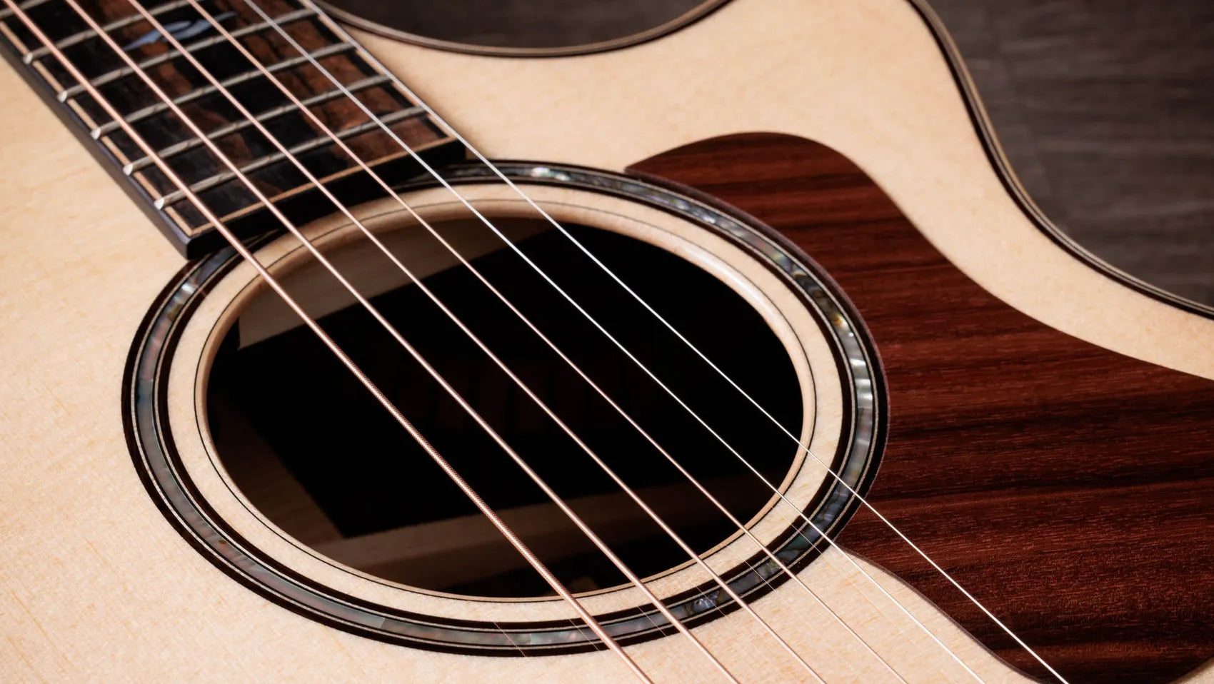 Đàn Guitar Acoustic Taylor Next Generation 812ce - Natural