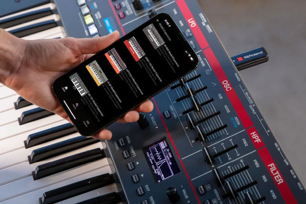 Đàn Synthesizer Roland Juno-X - 61 Phím