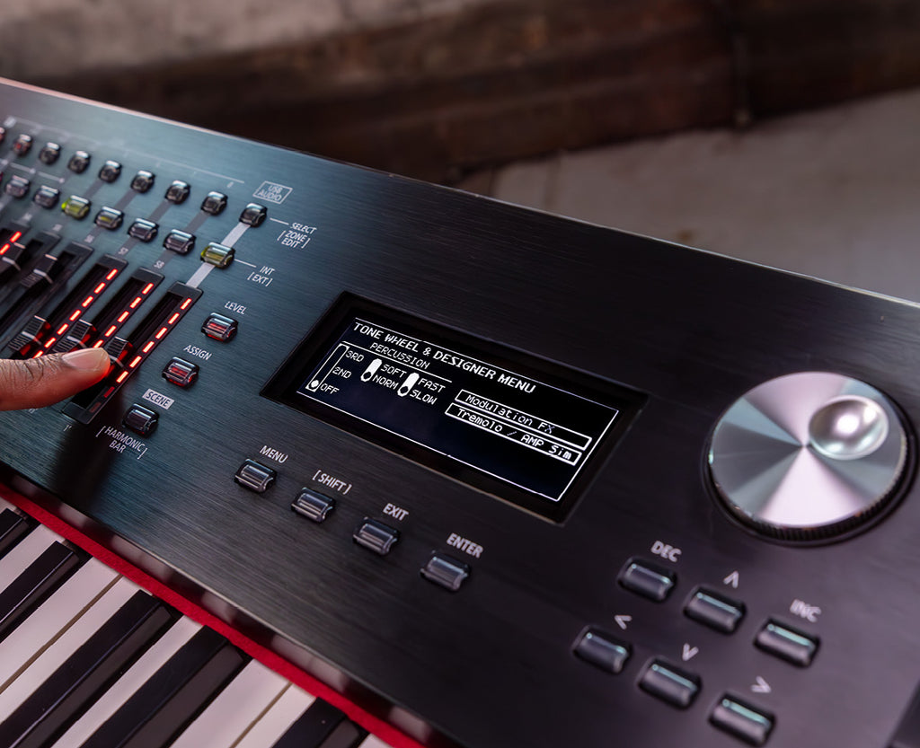 Âm thanh phù hợp với mọi thể loại âm nhạc trên Roland RD-2000EX
