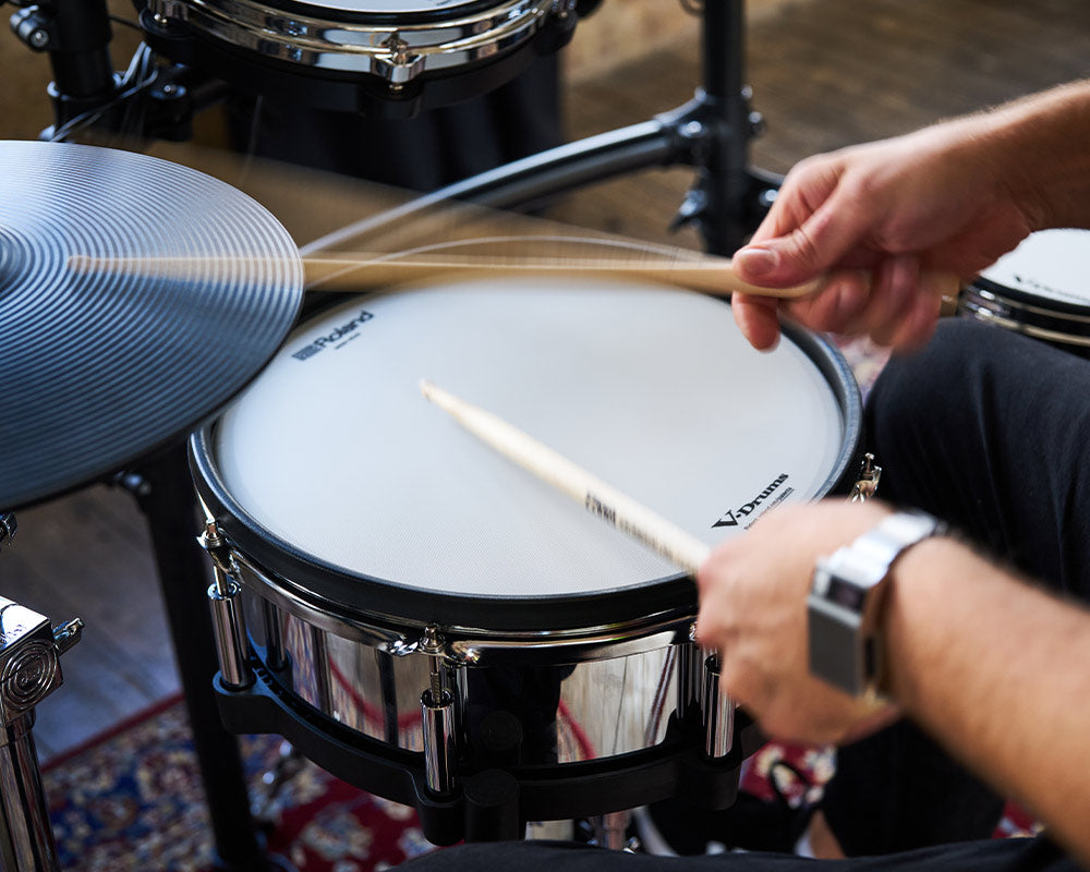 Snare kỹ thuật số 14 inch – cảm giác như trống thật trên Roland VAD516