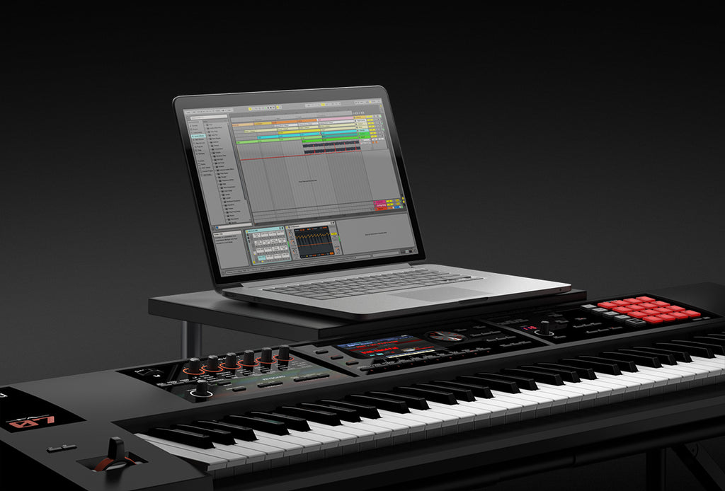 Synthersizer Music Workstation Roland FA-08