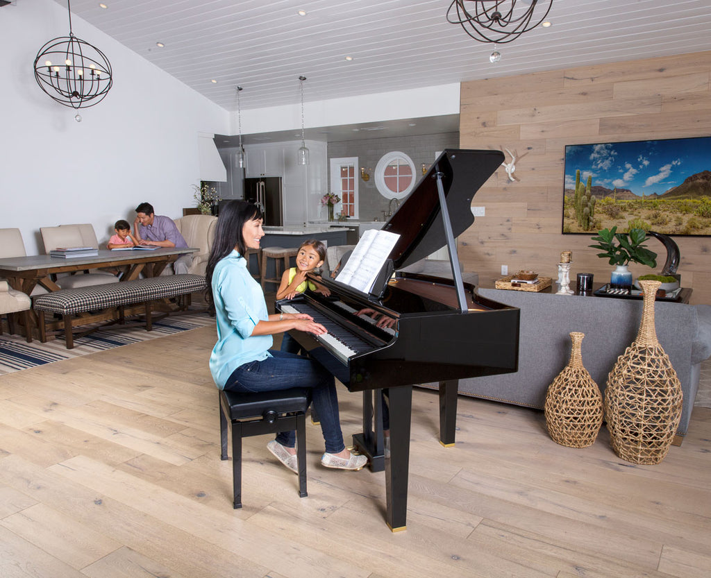 Các tính năng và ứng dụng giáo dục tích hợp giúp người chơi đang phát triển cải thiện trên Roland GP607