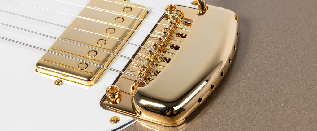 Pickup Music Man Custom Wound HT Cory Wong Humbucker trên Đàn Guitar Điện Ernie Ball Music Man StingRay II Cory Wong Signature
